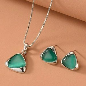 Silver Colored Chain with Green Gem Inside a Triangle Necklace & Earrings Set